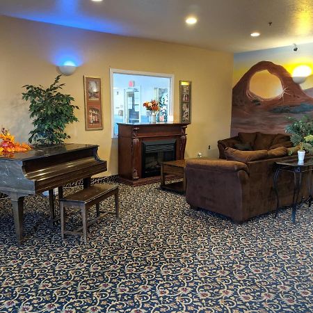 Horizon Hotel ヴァーナル エクステリア 写真