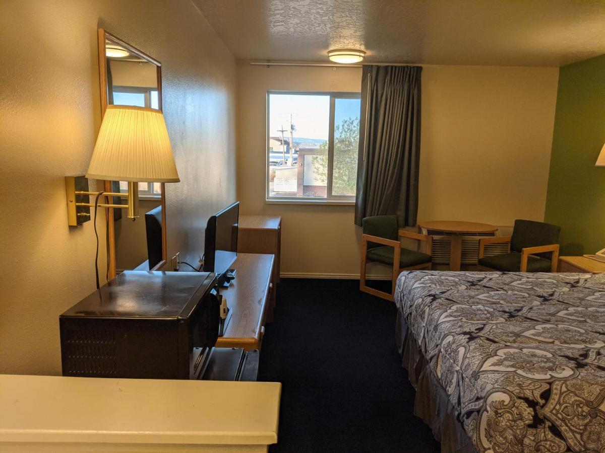 Horizon Hotel ヴァーナル エクステリア 写真