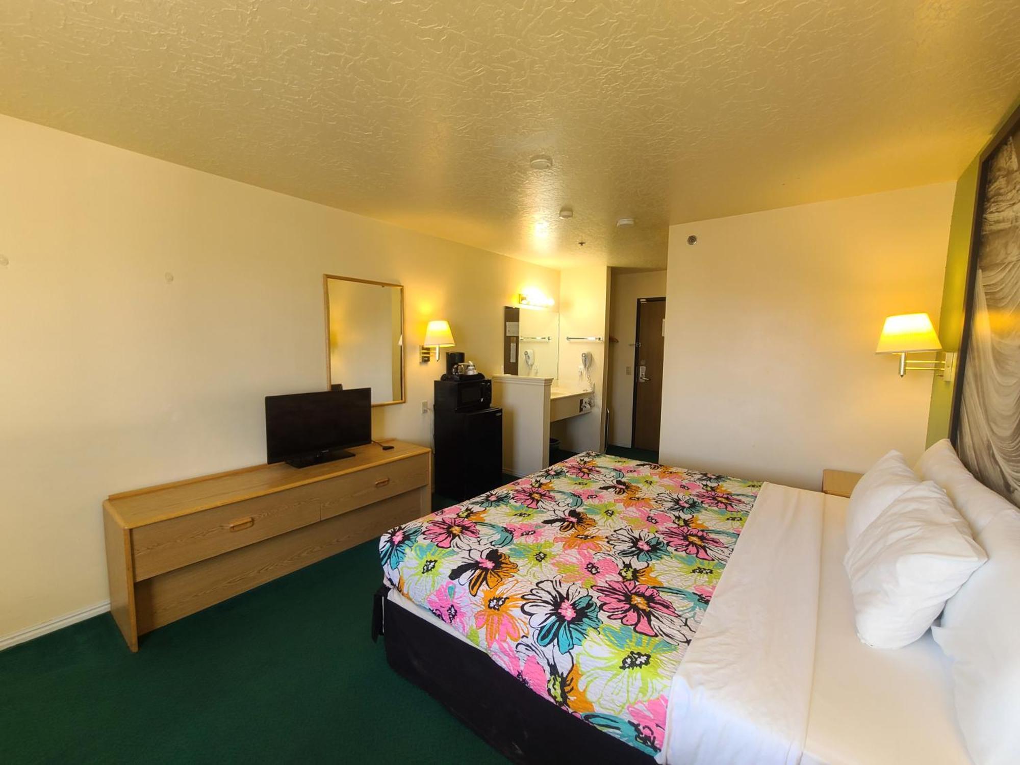 Horizon Hotel ヴァーナル エクステリア 写真
