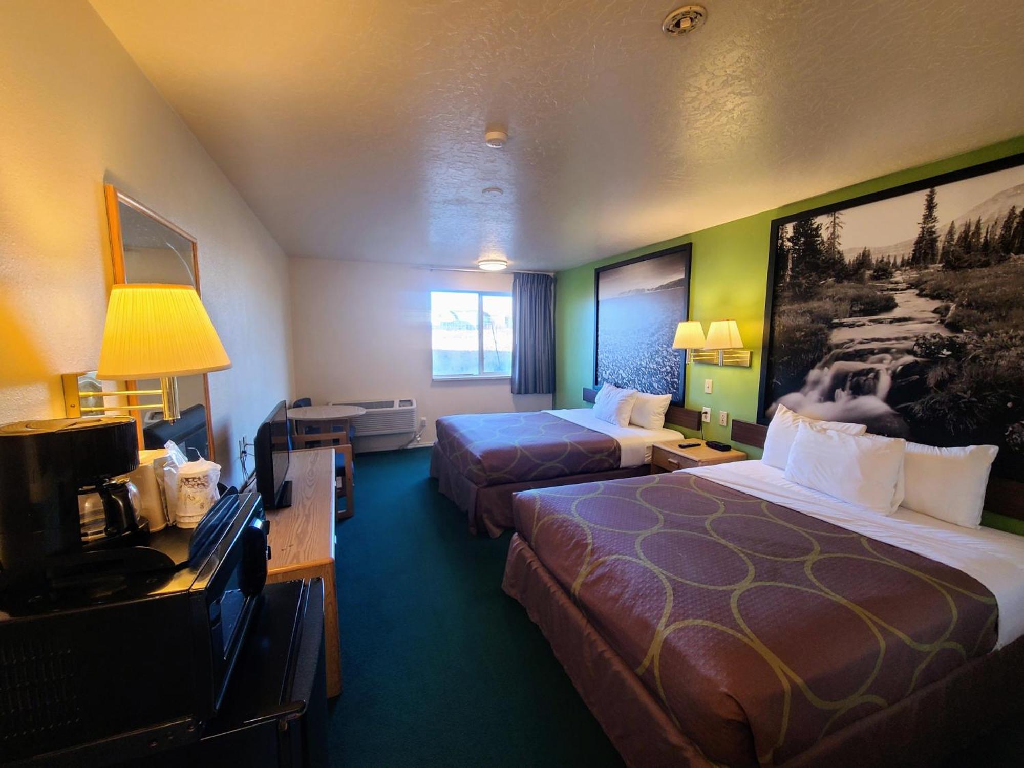 Horizon Hotel ヴァーナル エクステリア 写真